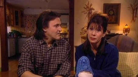 La belle-mère en convalescence - Au lit - La soirée beauté (1998) - Episode 10 poster and promotional image
