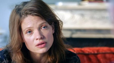 Ariane – Monday, December 7, 2015, 9 a.m. (2021) - Episode 16 poster and promotional image