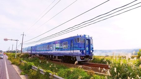A Route Through Time Bookended by the Two Seas in Western Japan (2019) - Episode 1 poster and promotional image