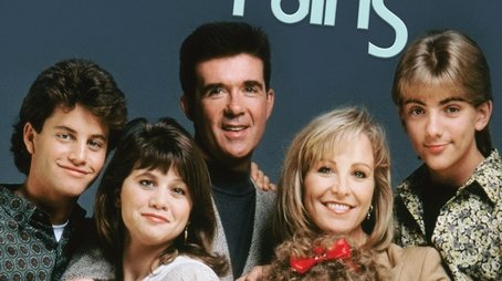 Season 6 (1990) - Season 6 poster and promotional image