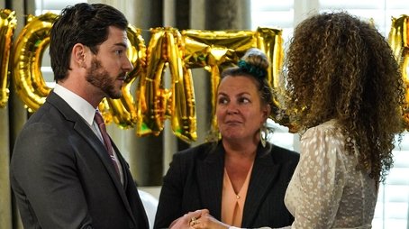 27/12/2019 (2019) - Episode 208 poster and promotional image
