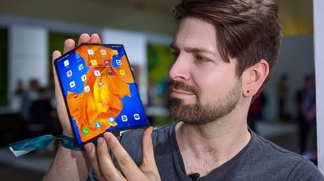 Foldable Phones: Fashion or Future? (2020) - Episode 10 poster and promotional image
