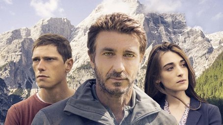 Season 5 (2019) - Season 5 poster and promotional image