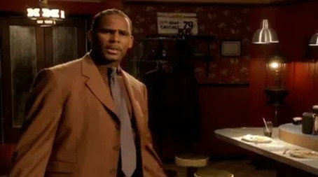 Trapped in the Closet Évad 2