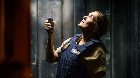 La Luz (2024) - Episode 3 poster and promotional image