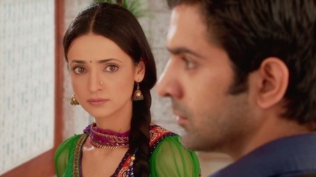 Khushi resigns (2011) - Episode 33 poster and promotional image