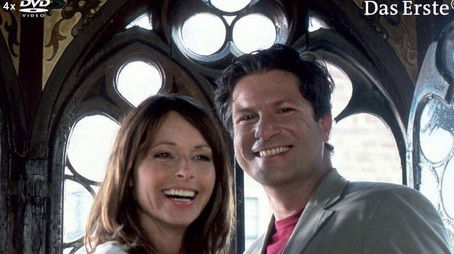 Season 1 (2004) - Season 1 poster and promotional image