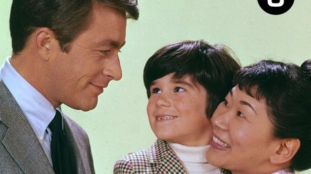 Season 3 (1971) - Season 3 poster and promotional image