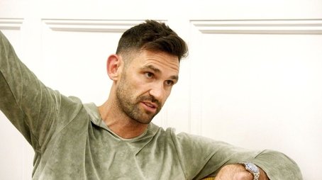 Who Wears the Crazy Pants (2023) - Episode 10 poster and promotional image