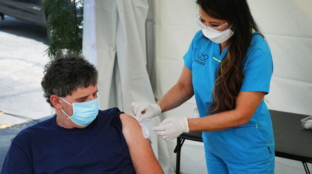 Dr. Pimple Popper, la dottoressa schiacciabrufoli Stagione 5