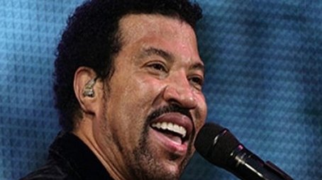 Lionel Richie: Live! (2006) - Episode 45 poster and promotional image
