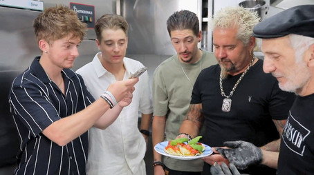 Diners, Drive-Ins and Dives Σεζόν 53
