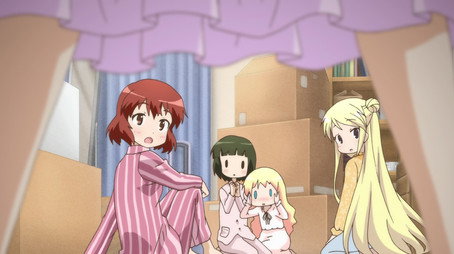 きんいろモザイク Сезон 1
