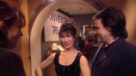 Les retrouvailles - La femme de ménage 1 - Au téléphone 2 (1998) - Episode 13 poster and promotional image