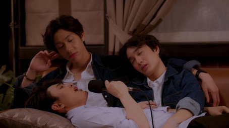 เดือนเกี้ยวเดือน ซีซัน 1