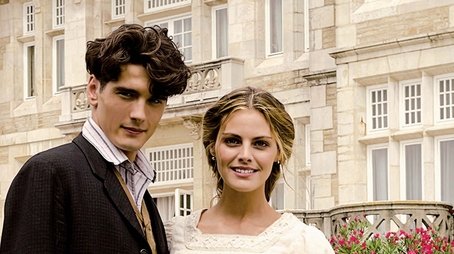 Grand Hotel (2011) poster