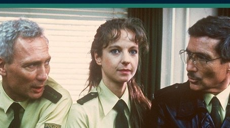 Season 4 (1992) - Season 4 poster and promotional image