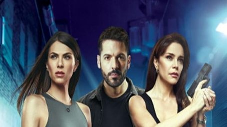 Entre Sombras (2022) poster