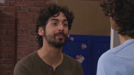 Fotografías reveladoras (2015) - Episode 83 poster and promotional image