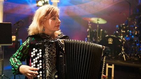 Nästan unplugged Сезон 2
