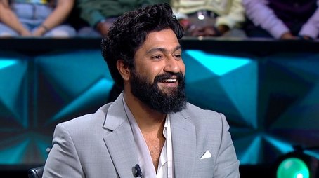 Vicky Kaushal And Manushi Chhillar On The Hot Seat (2023) - Episode 25 poster and promotional image