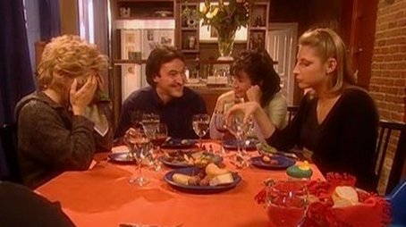 Le magasinage - La famille de Guy - À l'ordinateur 1 (2000) - Episode 18 poster and promotional image