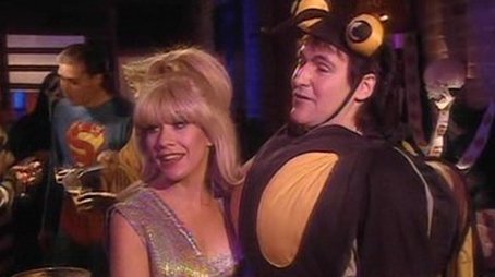 À la porte 2 - Le party d'Halloween - Chez le psy 7 (1998) - Episode 7 poster and promotional image