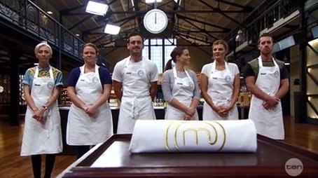 Power Apron Mystery Box Challenge (2014) - Episode 38 poster and promotional image