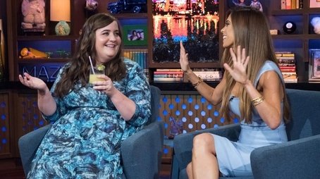 Aidy Bryant & Lydia McLaughlin (2017) - Episode 152 poster and promotional image