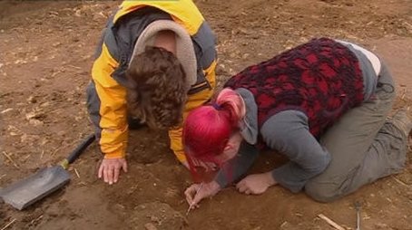 Saxon Burials on the Ridge - South Carlton, Lincolnshire (2004) - Episode 4 poster and promotional image