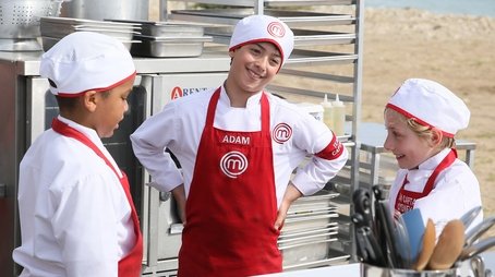 Pop-up Restaurant (2017) - Episode 13 poster and promotional image