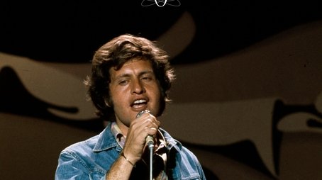 Season 4 (1971) - Season 4 poster and promotional image
