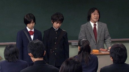 Two Creepy New students (2001) - Episode 1 poster and promotional image