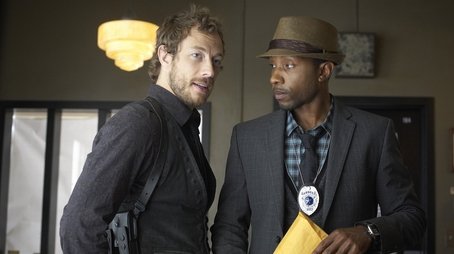 Lost Girl12