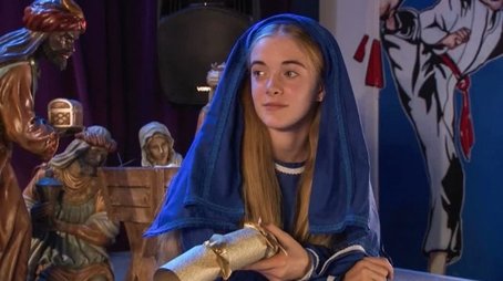 #Hollyoaksmas (2021) - Episode 252 poster and promotional image