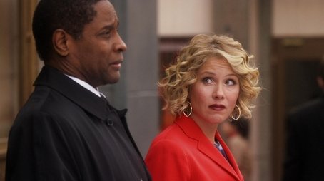 The Amazing Racist (2009) - Episode 12 poster and promotional image