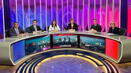28/11/2024 (2024) - Episode 11 poster and promotional image