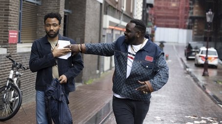 Sinterklaas Is Coming to Town (2022) - Episode 2 poster and promotional image