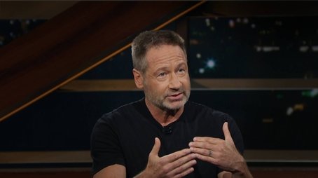 August 5, 2022: David Duchovny, Matt Taibbi, Lis Smith (2022) - Episode 22 poster and promotional image