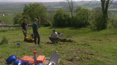 An Iron-Age Roundhouse and a Henge - Waddon, Dorset (2000) - Episode 4 poster and promotional image