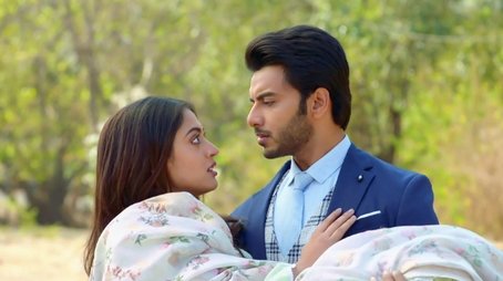 Aman to Roshni's Rescue (2020) - Episode 100 poster and promotional image