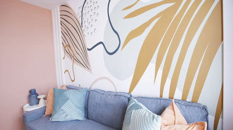 Beachfront Hotel: Checking In (2023) - Episode 1 poster and promotional image