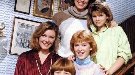 Season 4 (1986) - Season 4 poster and promotional image