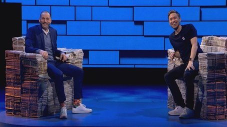 The Russell Howard Christmas Hour (2021) - Episode 14 poster and promotional image