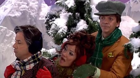 Noël chez les Montgomery (2006) - Episode 13 poster and promotional image