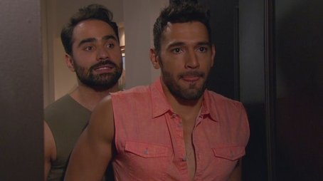 Primeros indicios (2015) - Episode 119 poster and promotional image