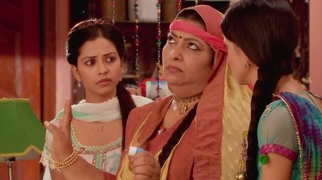 Manorama warns Lavanya (2011) - Episode 49 poster and promotional image