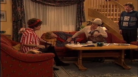 Mødrevisitten (1993) - Episode 8 poster and promotional image