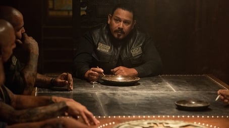 Mayans M.C.18