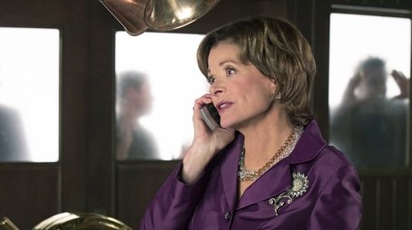 Queen B. (2013) - Episode 10 poster and promotional image